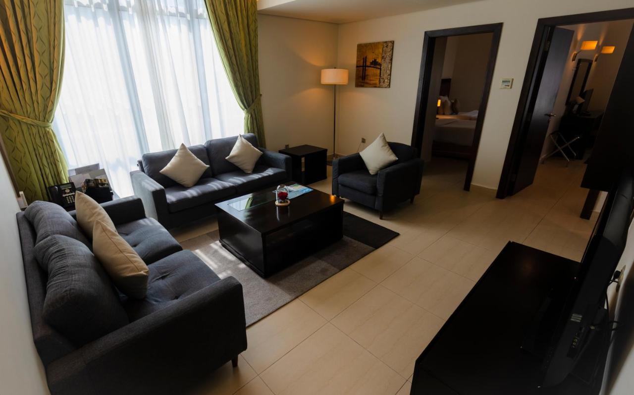 Imperial Suites Hotel Doha Exterior foto